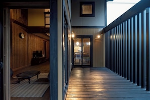 Interior - It can accommodate up to 8 people and is convenien / Suzuka City Mie (Suzuka City)