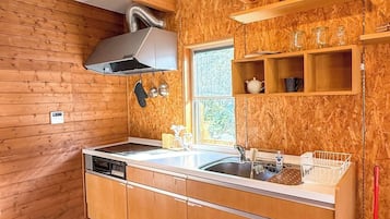 Fridge, microwave, cookware/dishes/utensils