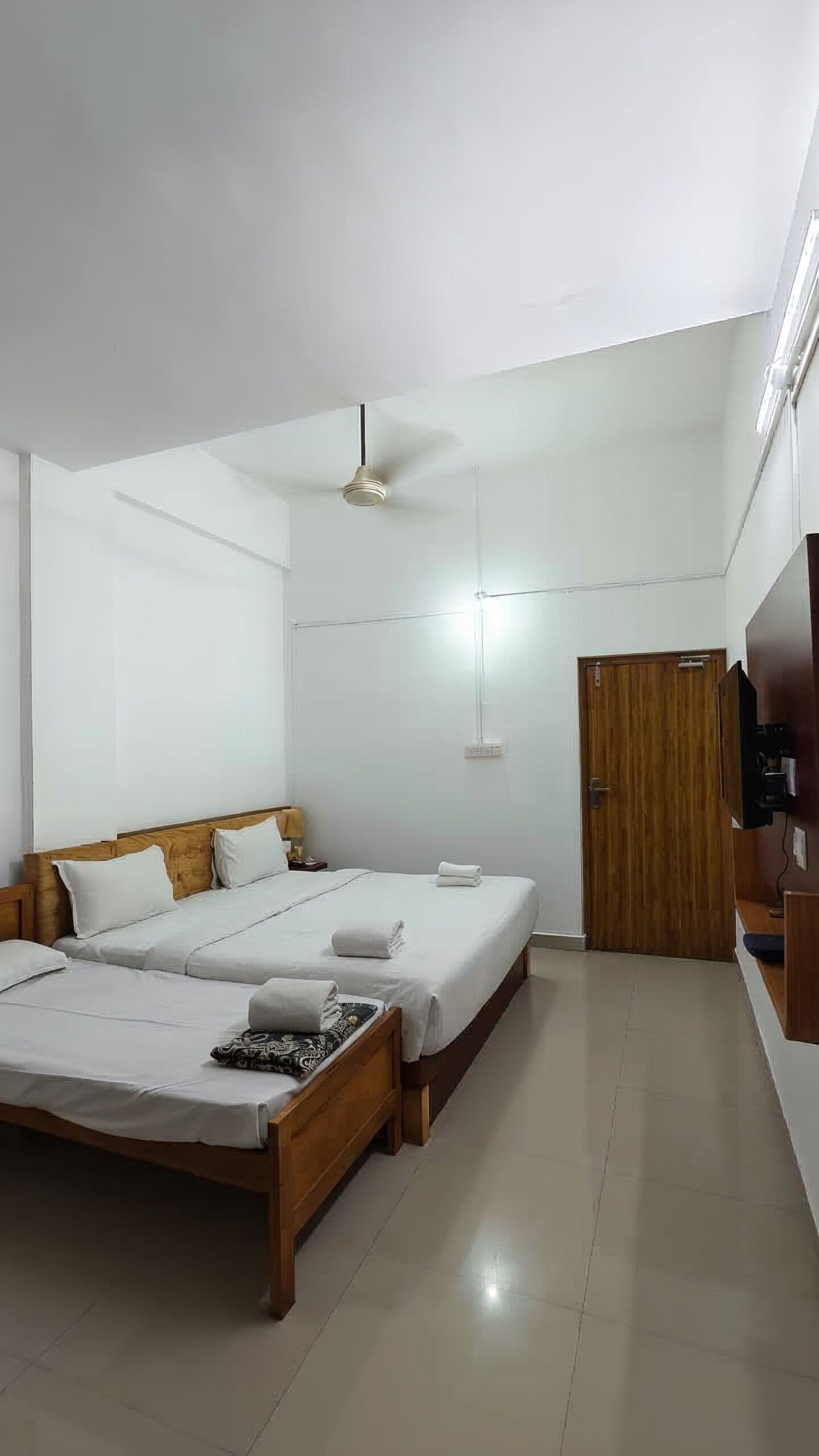 Wifi gratis y ropa de cama 