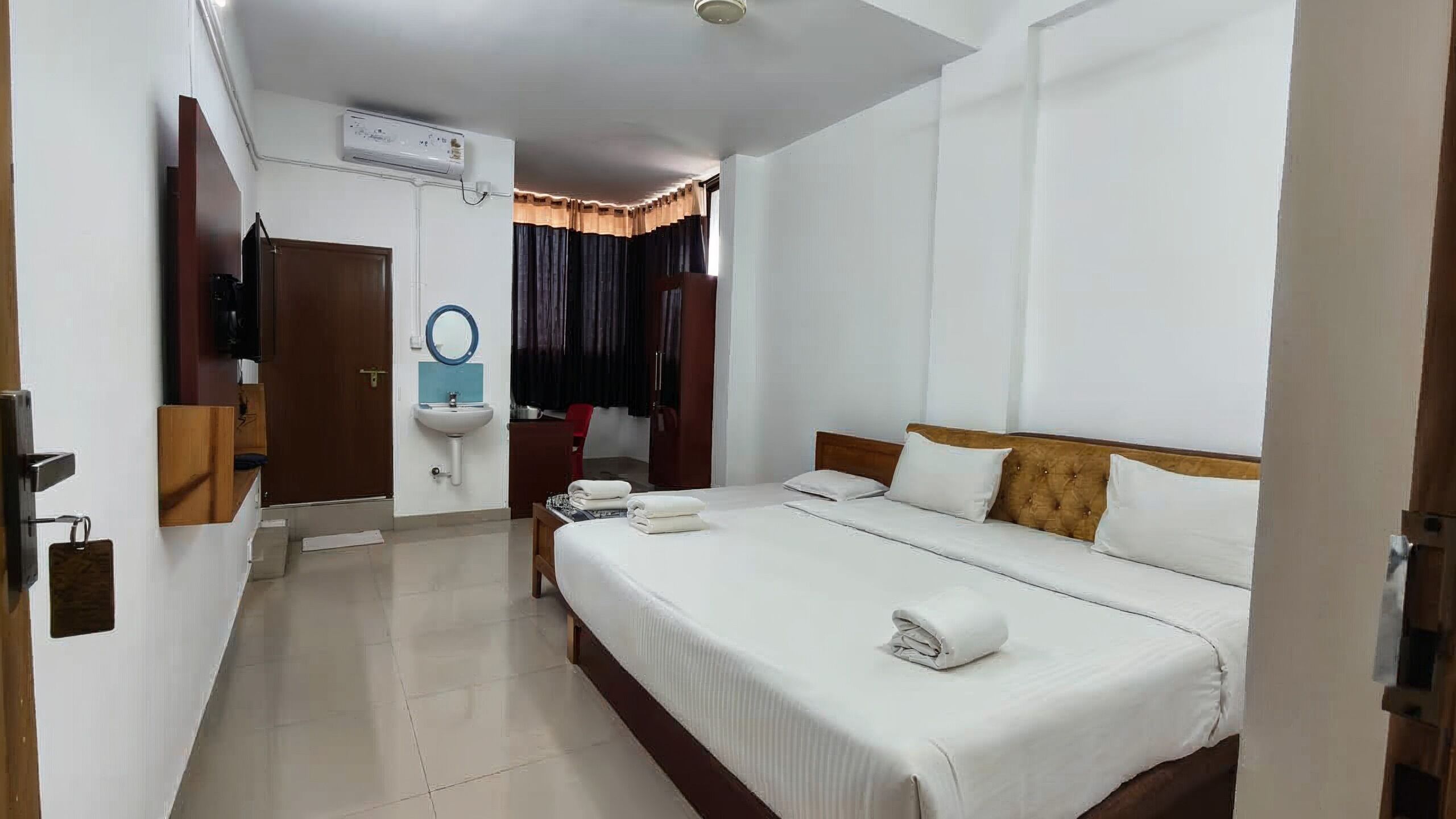 Standard Triple Room | Free WiFi, bed sheets