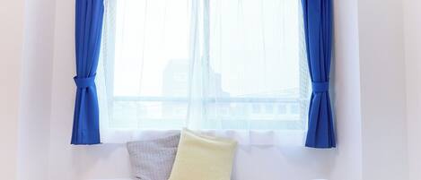 Wi-Fi de cortesia, roupa de cama