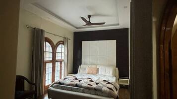 Luxury Room, Mountain View