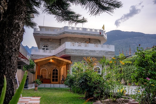 White House By Kulut