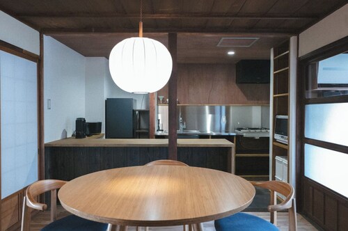 Nonsmoking Denim shop where you can stay Koji / Kurashiki City Okayama