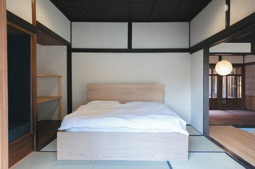 Nonsmoking Denim shop where you can stay Koji / Kurashiki City Okayama