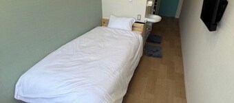SmokingSingle Room Free WiFi TV with Internet V / Satsumasendai City Kagoshima