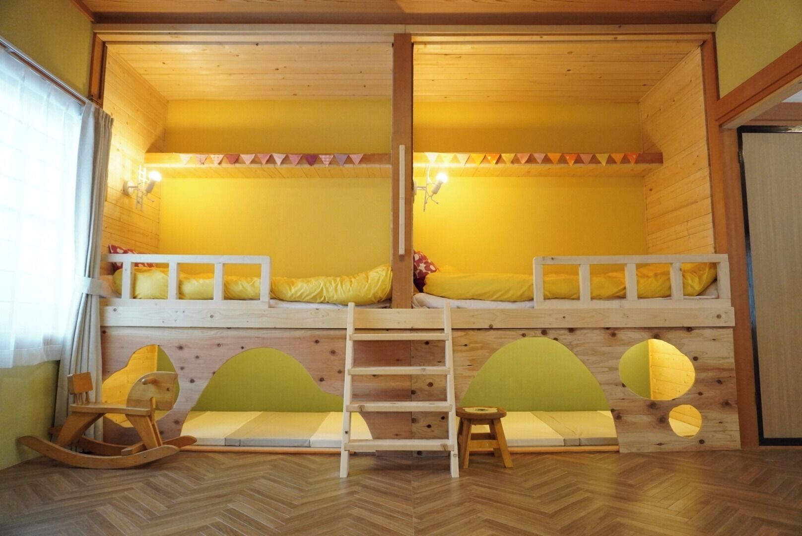 Skrivebord, strygejern/strygebræt, gratis Wi-Fi, sengetøj