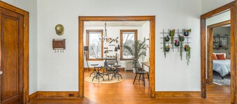 LAST MIN DEAL - Historic Condo - 1 King 2 Queens