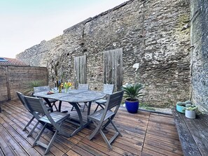 Outdoor dining - Le Sémaphore by Interhome (La Bernerie-en Retz)