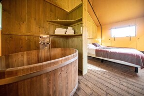 Spa - Erfgoed Bossem - Stoer Lodgetent XL Hottub (Lattrop-Breklenkamp)
