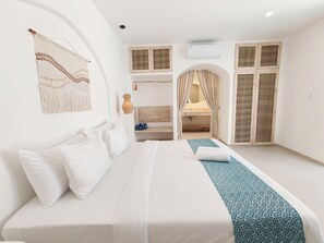 Desk, laptop workspace, free WiFi - Melvana Villa Uluwatu (Ungasan)