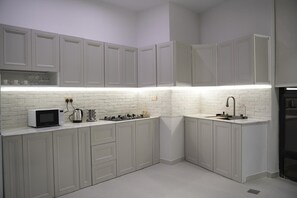 Basic Apartment, City View | Private kitchen - Rateel Apartment 2 (Salalah)