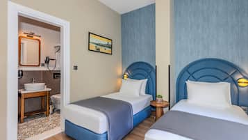 Deluxe Twin Room, City View | Egyptian cotton sheets, premium bedding, down comforters, minibar