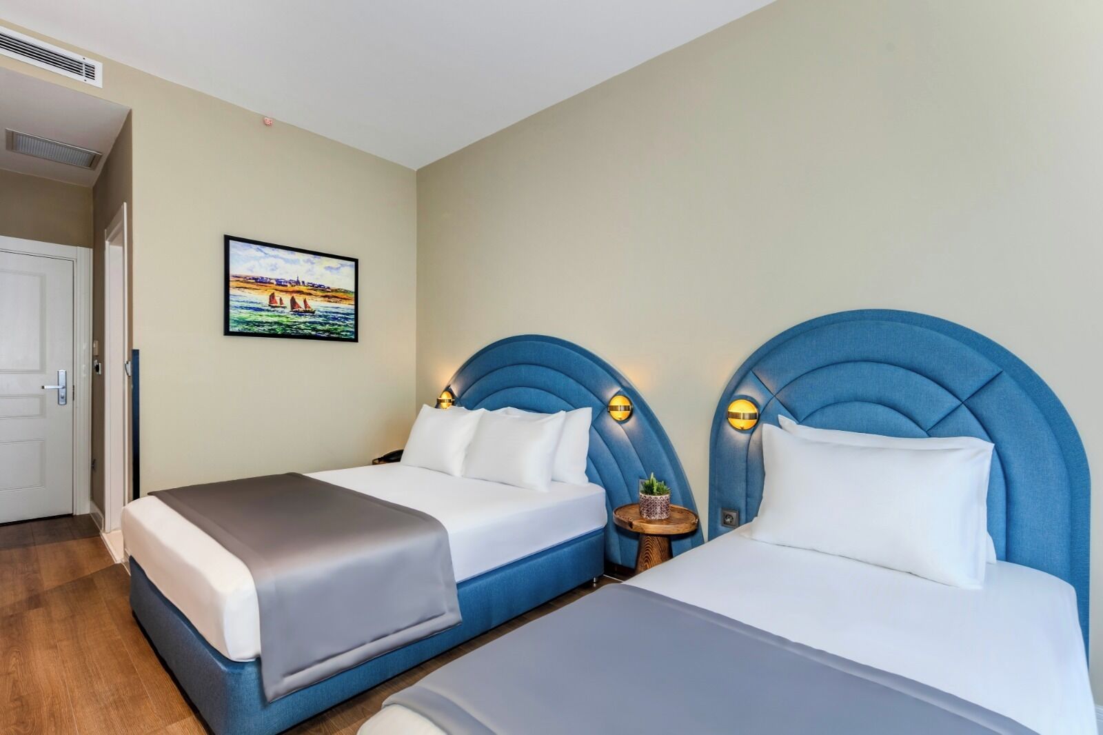 Family Room | Egyptian cotton sheets, premium bedding, down comforters, minibar