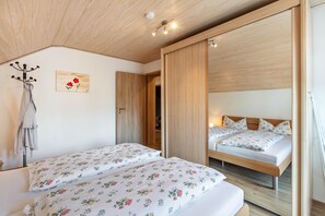 WiFi, bed sheets - Family Holiday Farm Berger (Dachsberg (Südschwarzwald))
