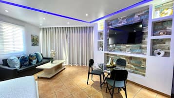 Leilighet, 1 soverom, røyk, balkong | Oppholdsrom