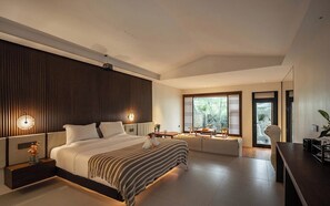 Executive Double Room | Blackout drapes, soundproofing, free WiFi, bed sheets - Beijing Nanshan Yanyu Song Hot Spring Holiday Homestay (Beijing)