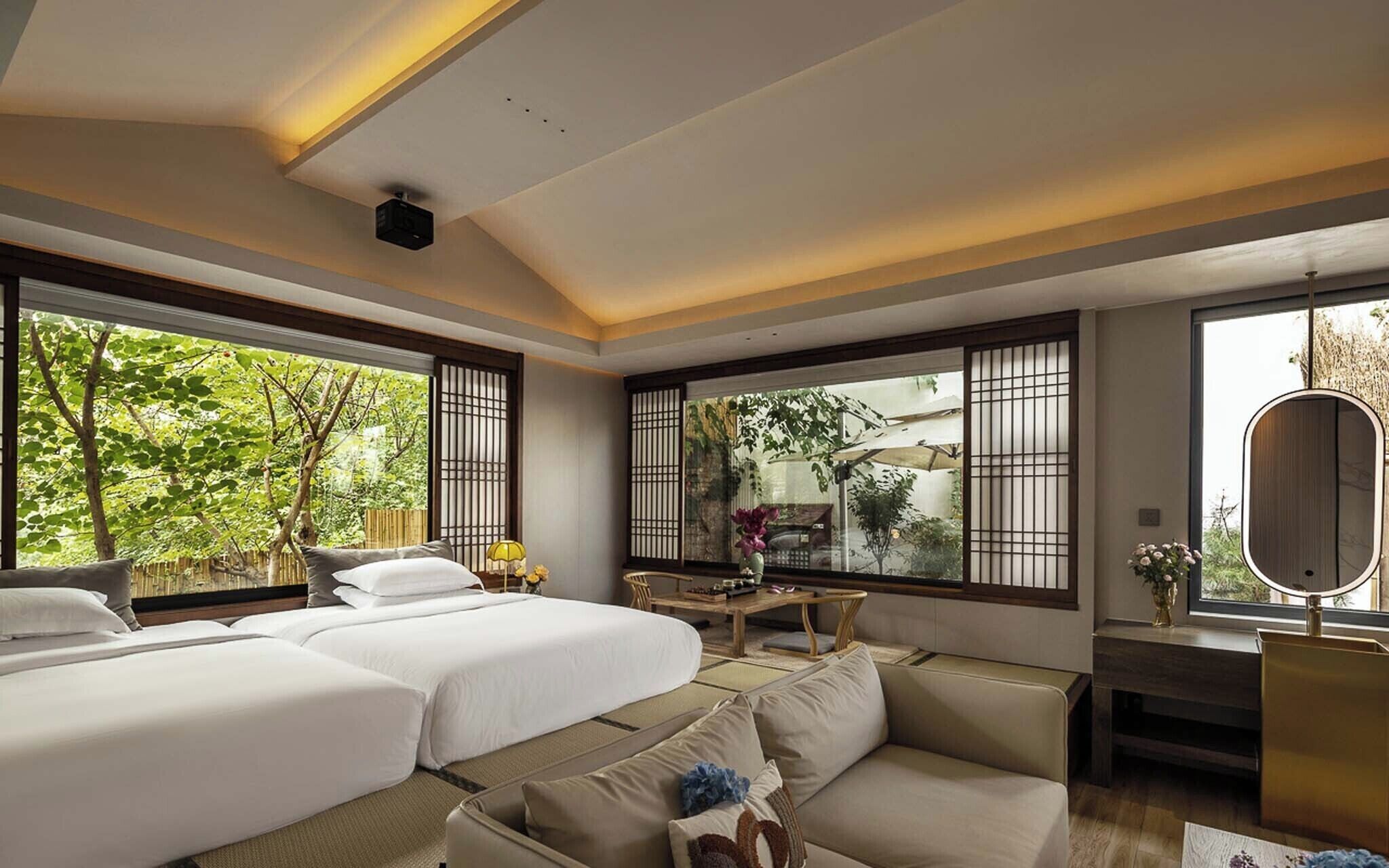 奢华双床房 | 遮光窗帘、隔音、免费 WiFi、床单