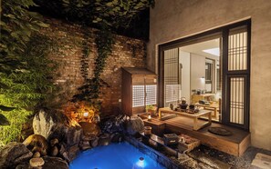 Quarto duplo clássico | Banheira de imersão