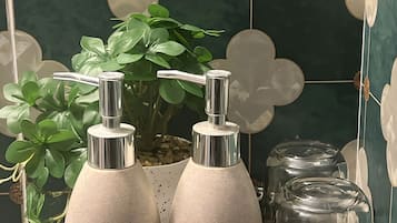 Deluxe-Vierbettzimmer | Wohnbereich