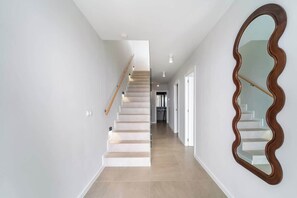 Interior - Bright Modern Family Apartment with Stunning Natural View (Málaga)