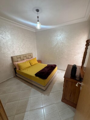Apartamento, 3 habitaciones, accesible para personas con discapacidad, vistas al jardín | 3 dormitorios