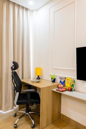 Interior - Limewood Signature - Huda City Centre (Gurugram)