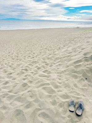 Beach nearby, beach towels