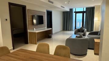 Suite – superior, 2 soverom, sjøutsikt | Oppholdsområde