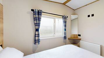 3 bedrooms
