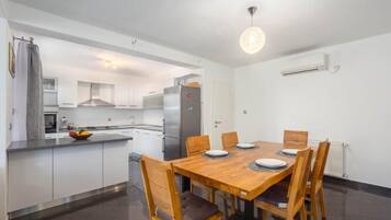 Casa, 4 camere da letto, fumatori | Sala da pranzo