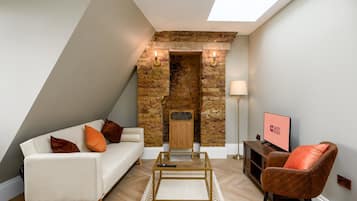 Apartamento (One-Bedroom Apartment)