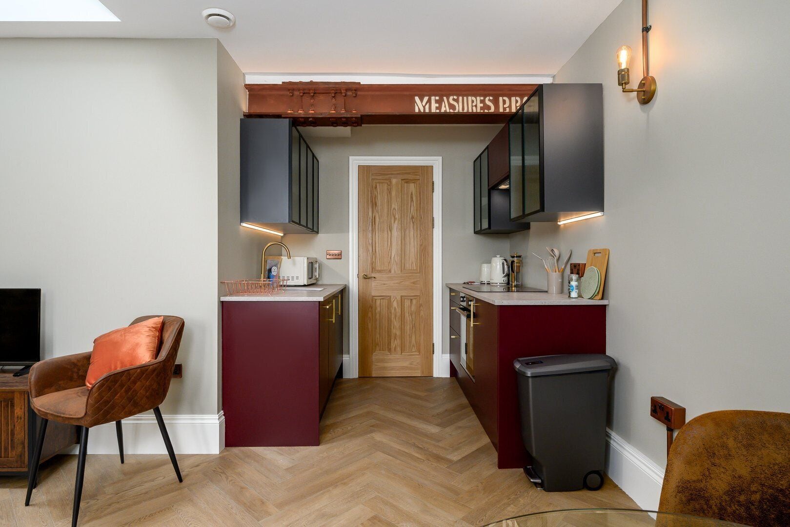 Apartment (One-Bedroom Apartment)