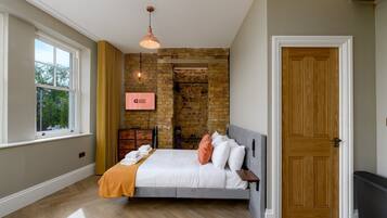 إستديو (Deluxe Studio)