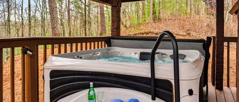 Tina de hidromasaje al aire libre