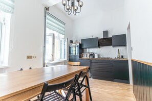 Habitación básica | Restaurantes
