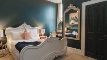 2 bedrooms, individually decorated, individually furnished, free WiFi