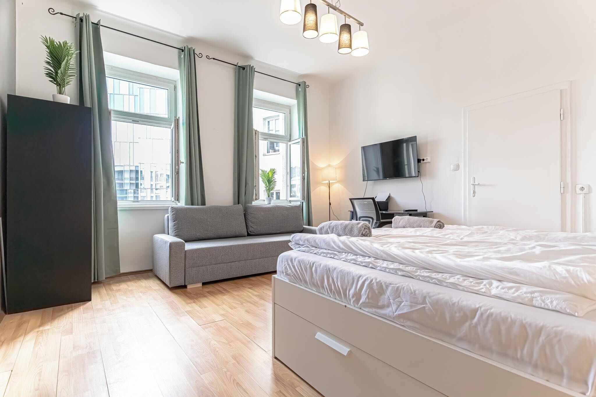 基础公寓 | 熨斗/熨板、免费 WiFi