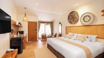 Deluxe Double or Twin Room, Garden View | In-room safe, desk, laptop workspace, iron/ironing board