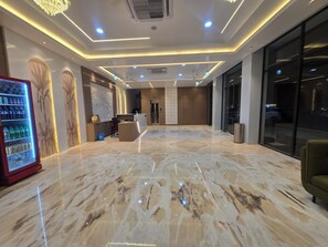 Lobby - Hotel Shree Karni Palace (Tolamal)