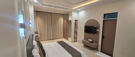 Kamar Double Deluks | Setrika/meja setrika dan Wi-Fi gratis