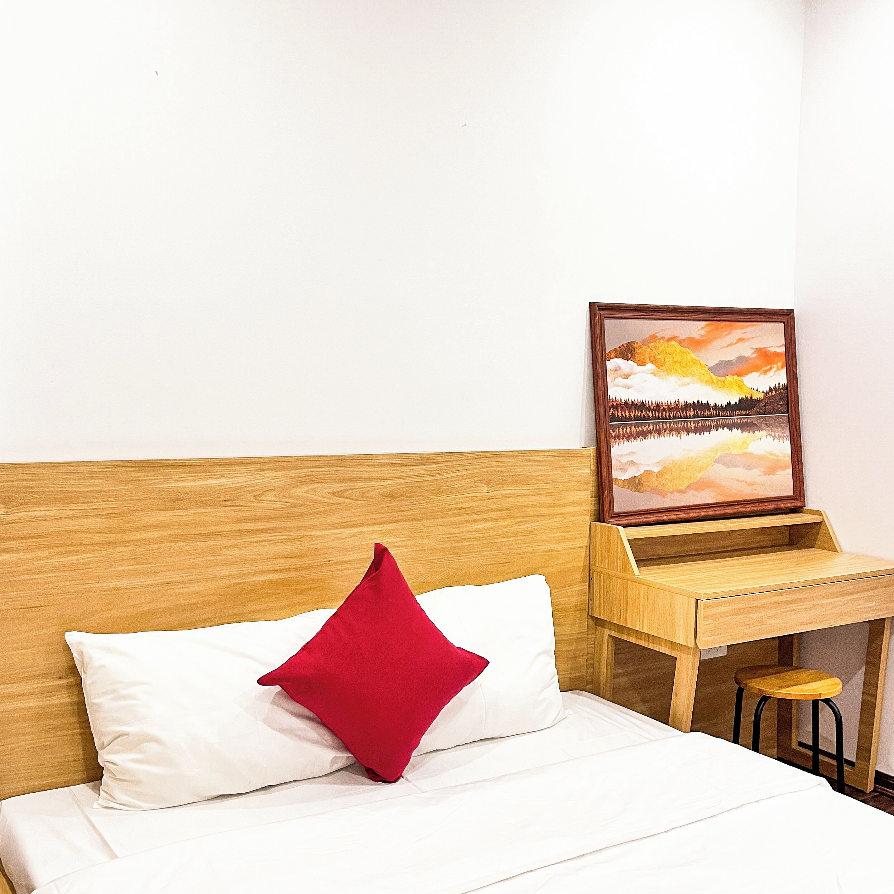 Apartment, Balcony, City View | Desk, laptop workspace, iron/ironing board, free WiFi