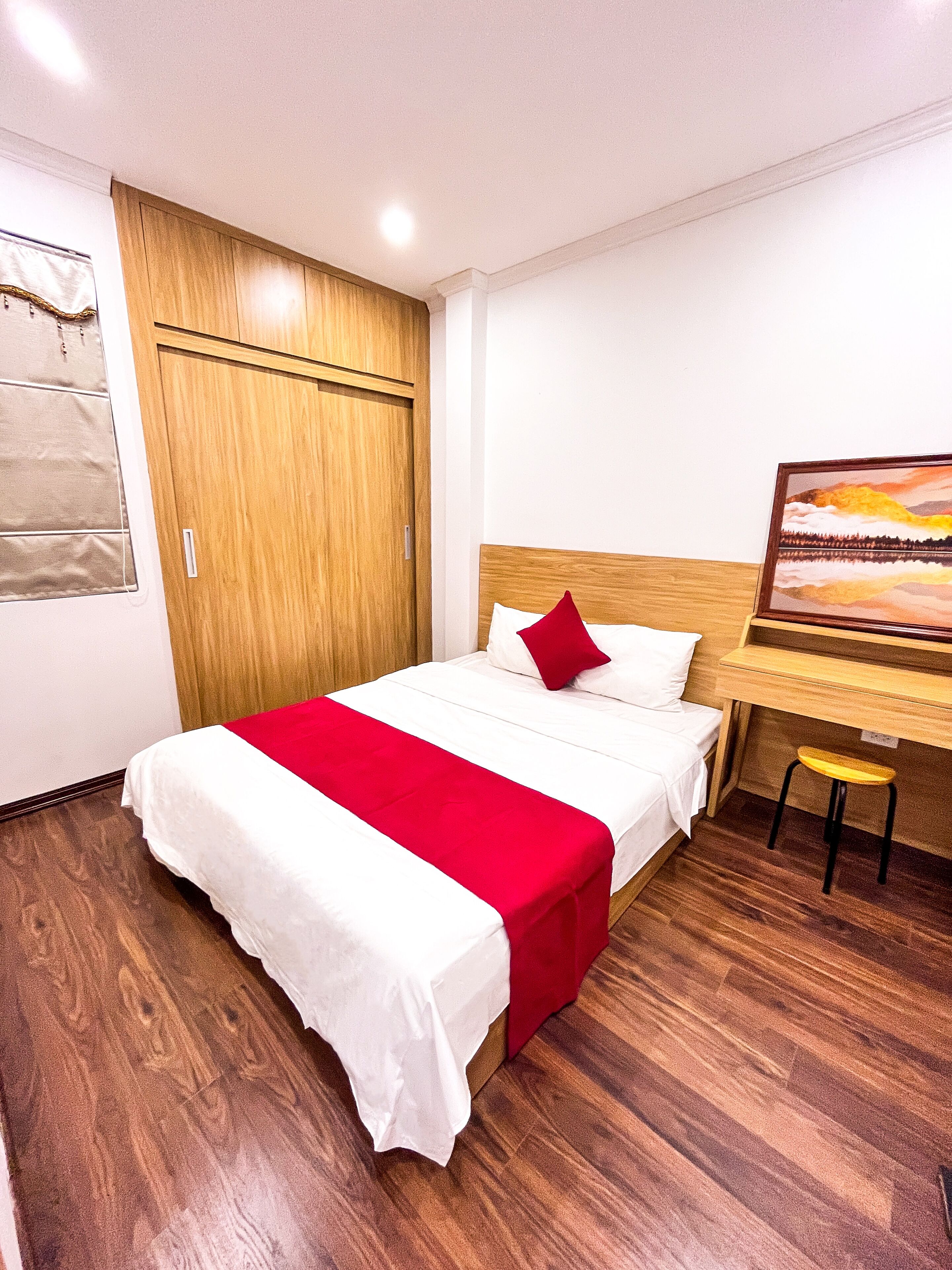 Apartment, Balcony, City View | Desk, laptop workspace, iron/ironing board, free WiFi