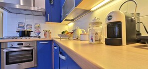 Fridge, microwave, oven, stovetop - Beach Terrace Viareggio - Belcanto Villas (Viareggio)