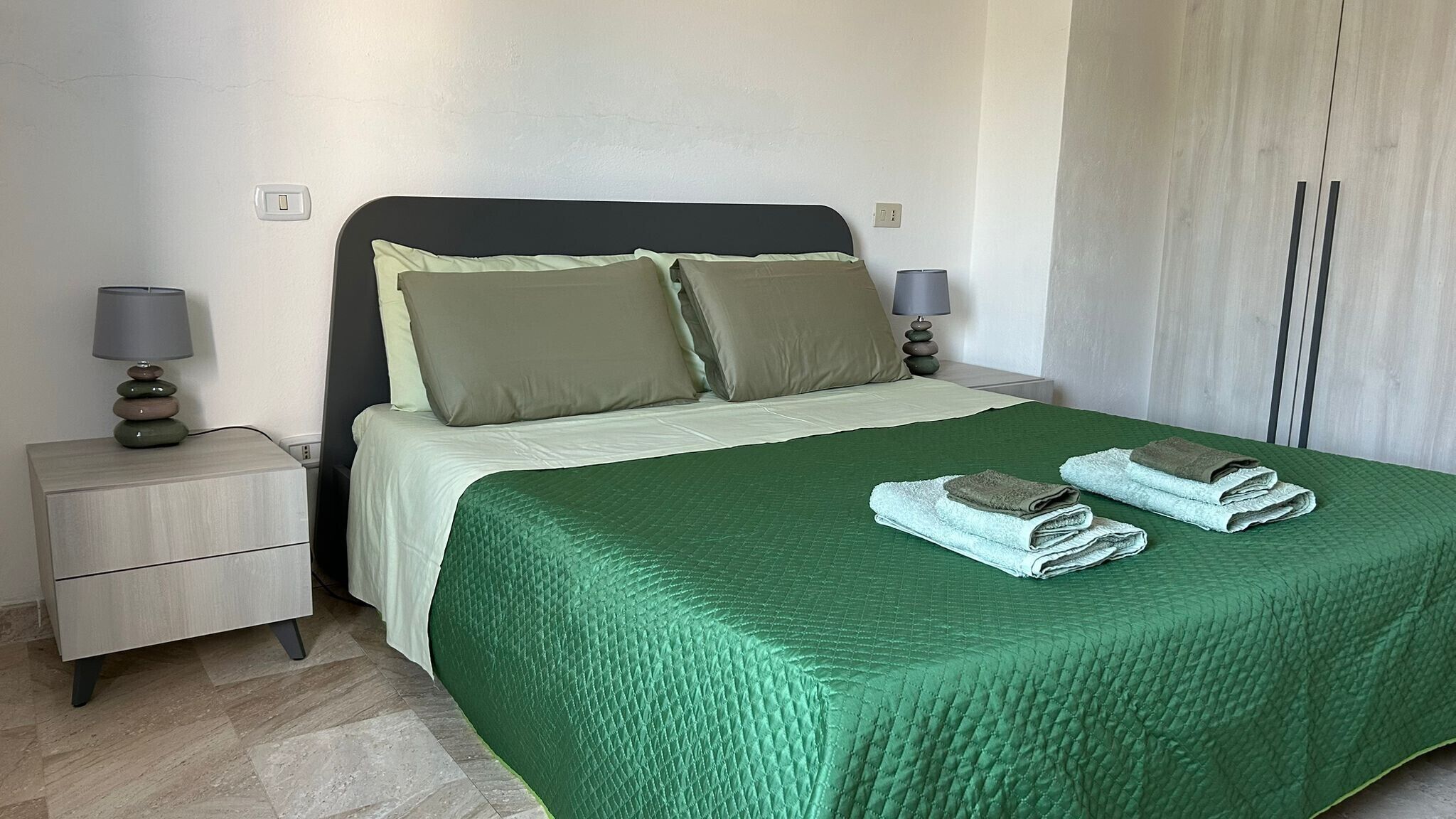 Ferro/asse da stiro, Wi-Fi, lenzuola