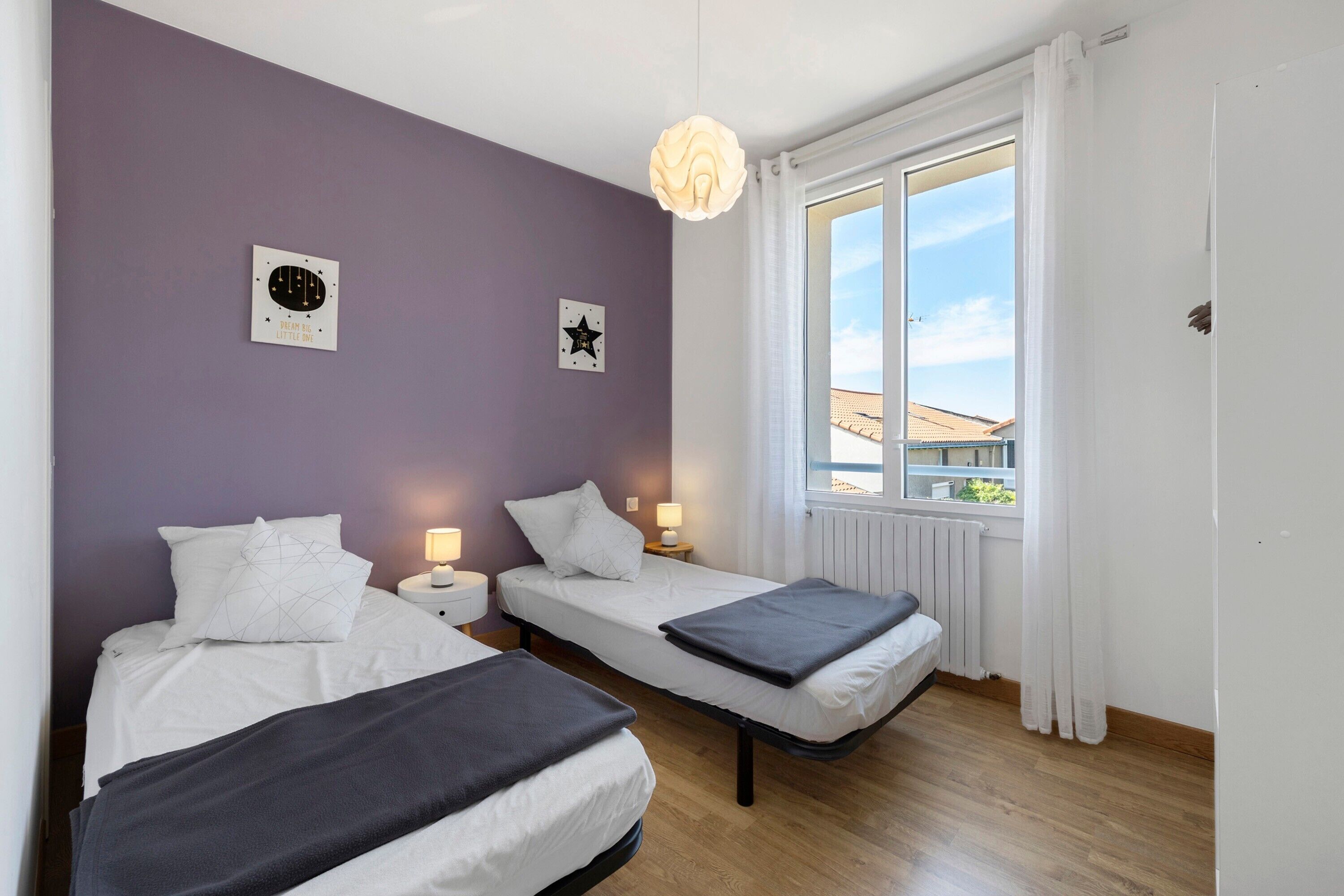 5 bedrooms, WiFi