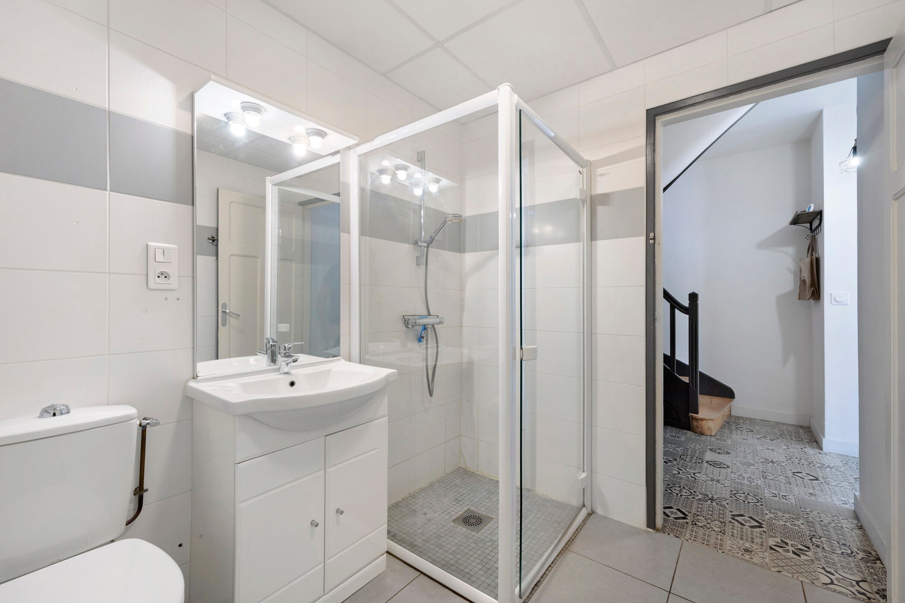 Shower, hair dryer