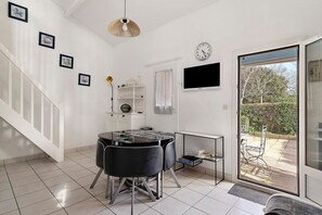 Luokittelematon kuva, 3 kautta 20, painike