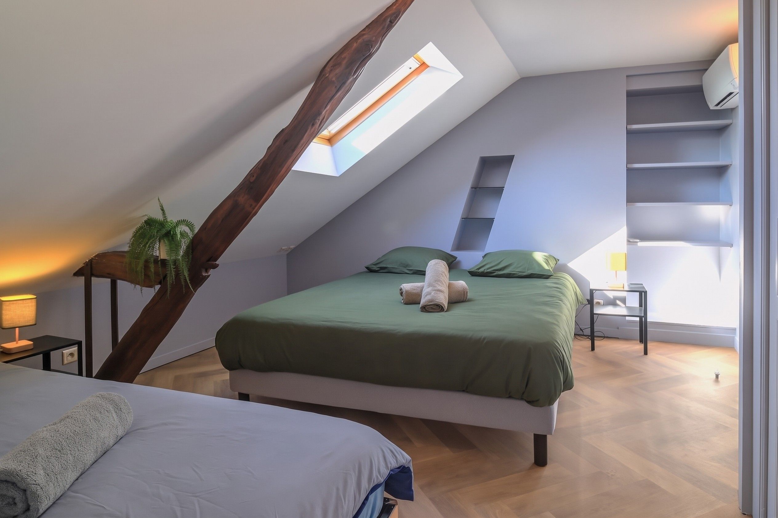 4 bedrooms, iron/ironing board, travel cot, free WiFi