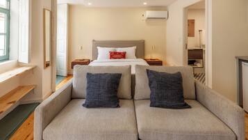 Studio | Living area